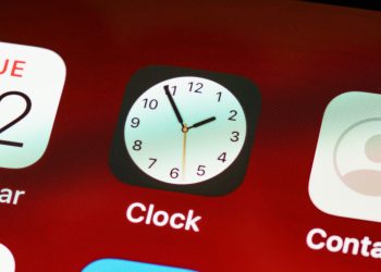 iPhone alarm issue: How to fix it