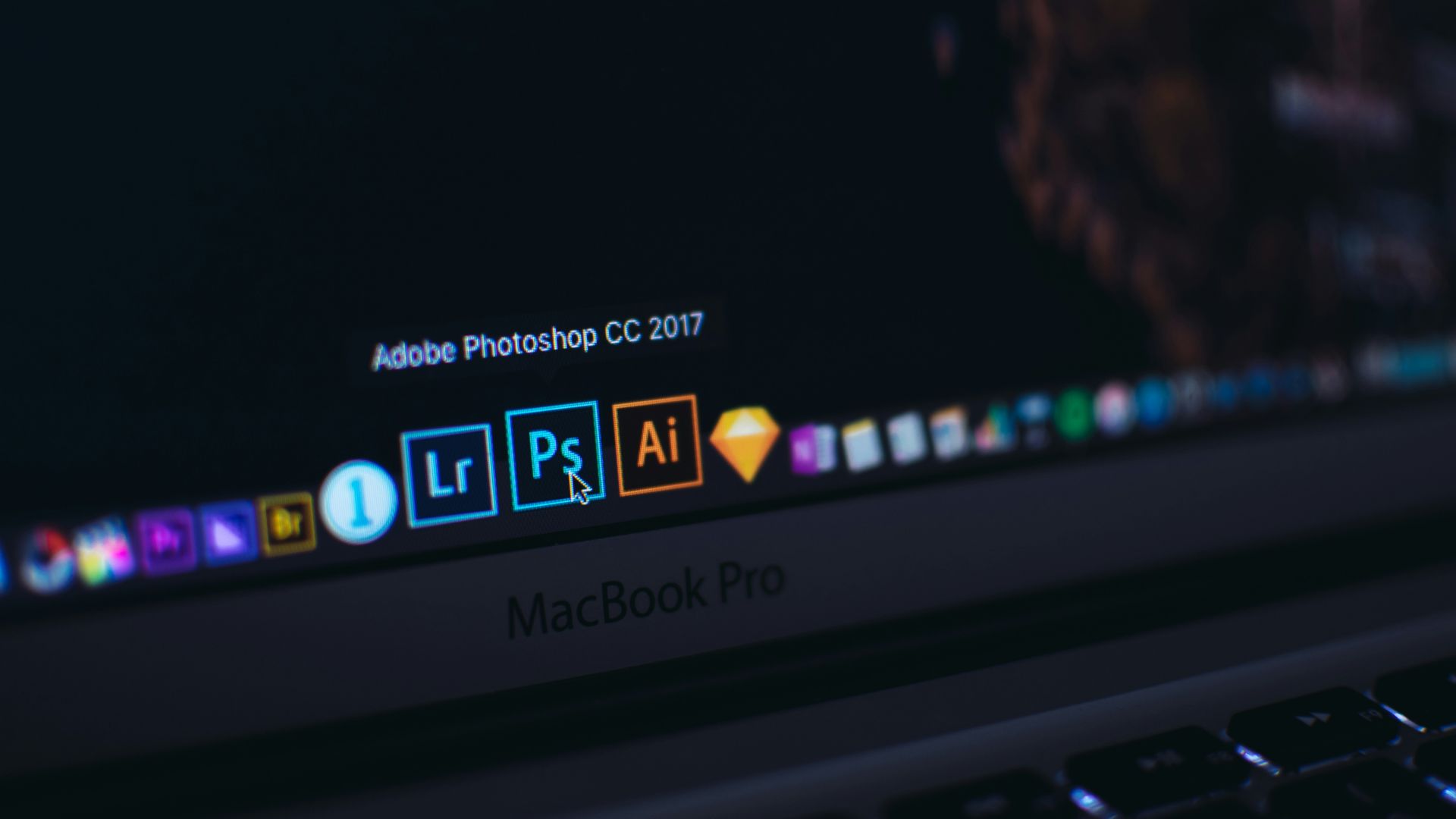 Обновленные Условия обслуживания Adobe позволяют компании использовать пользовательские данные для обучения искусственному интеллекту.