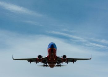 How GPS spoofers are hacking airline clocks