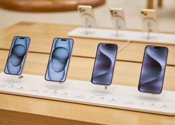 The iPhone 16 Pro Max might have smaller bezels