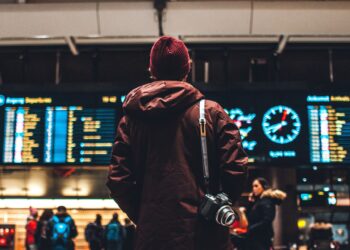 Why senators are sounding the alarm over TSA’s airport surveillance