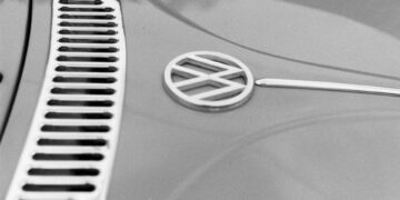 Data leak exposes locations of 800,000 Volkswagen electric vehicles