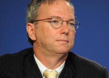 AI Could Consume 99% Electricity, Ex-Google CEO Warns