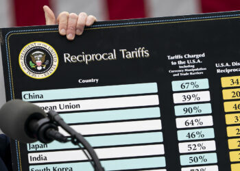 Trump Admin to Reinstate Tariffs on Smartphones, Laptops