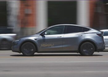 Tesla launches limited Robotaxi service in Austin