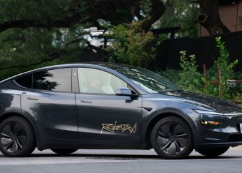 This is a huge and incredibly ambitious new goal for Tesla