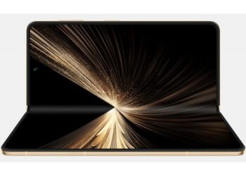 Honor roasts Samsung over foldable phone battery