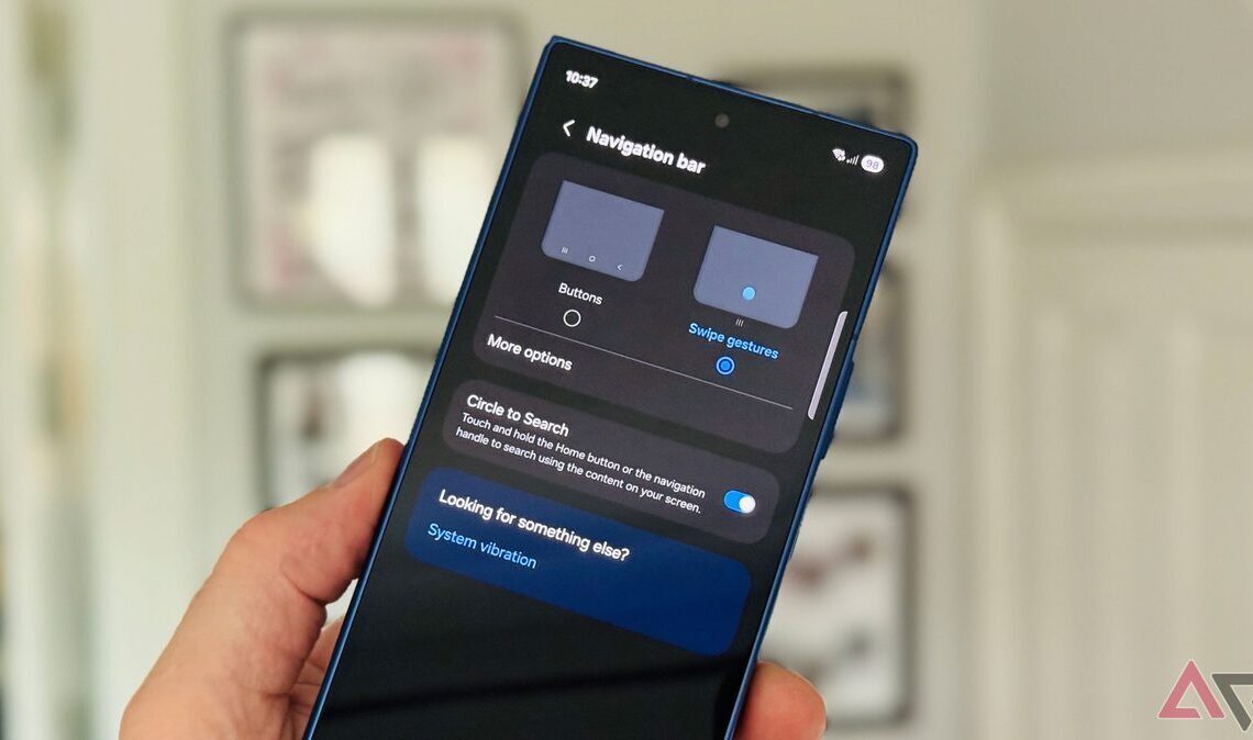 Samsung might ditch default navigation buttons in future update