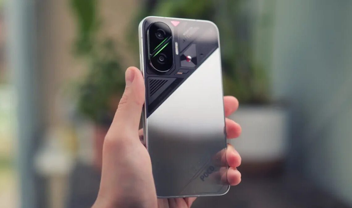 Poco improves skin tones and HDR in latest F7 patch