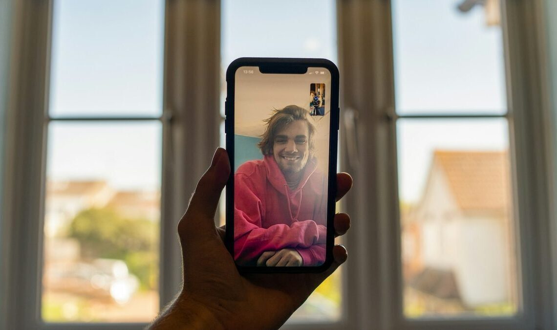 iOS 26 FaceTime adds live translation, safety tools