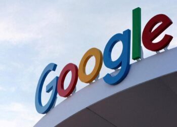 Google Photos adds AI tools to remove objects