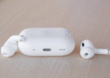 Best Buy lists Apple AirPods Pro 3 for sale