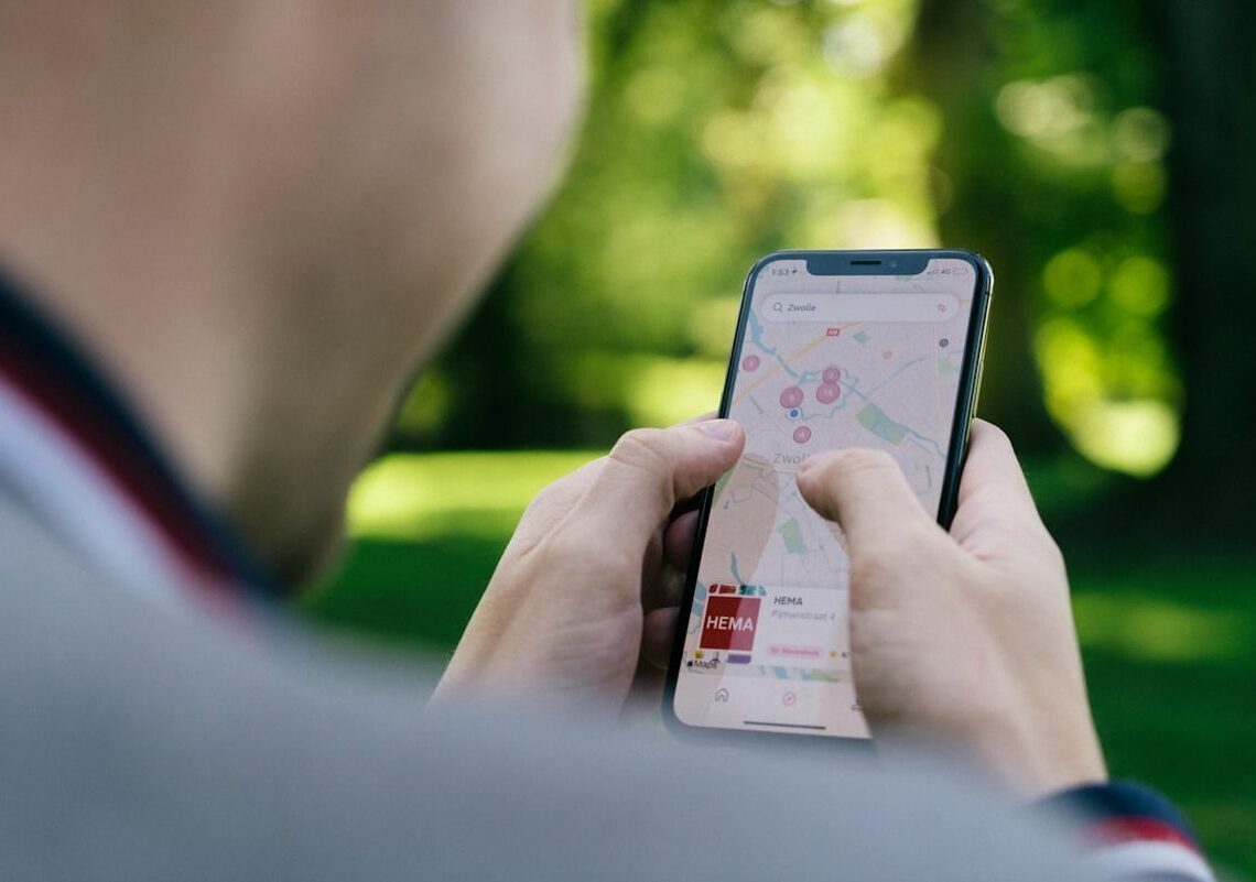 Apple Maps to introduce ads for local businesses