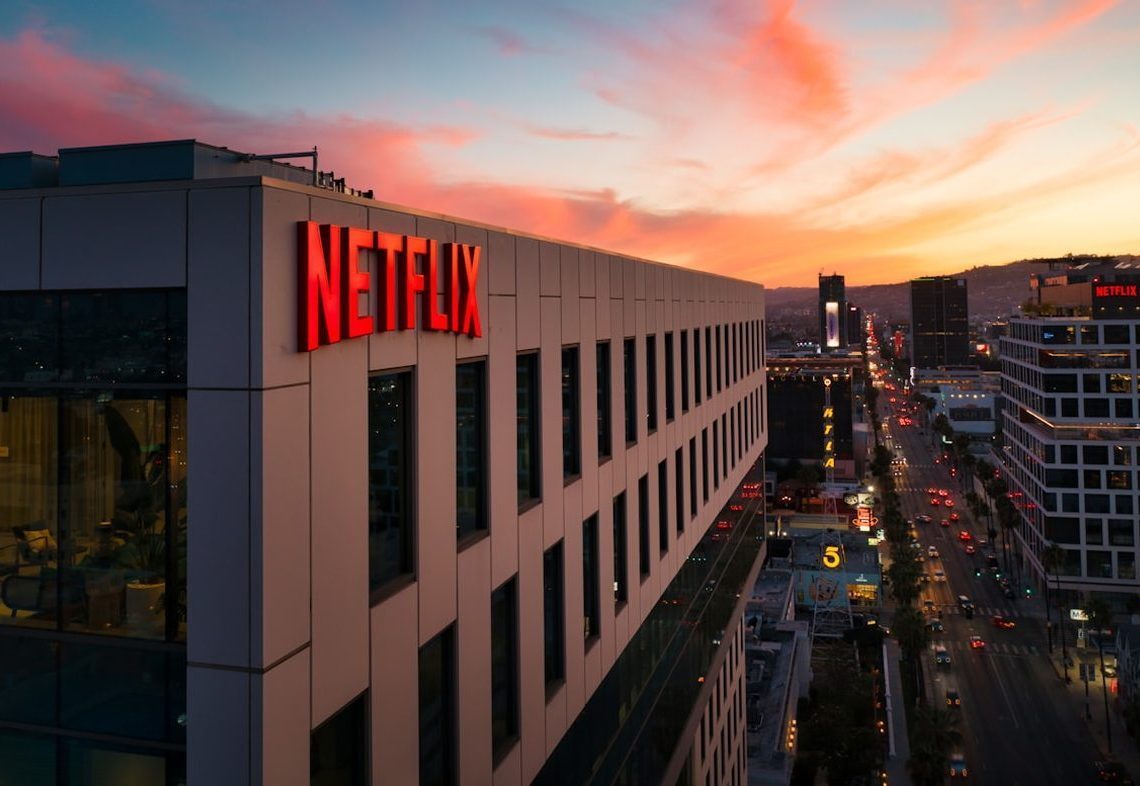 Netflix prepares all-cash offer for Warner Bros. studios