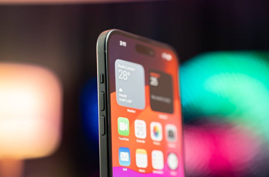 iOS 27 brings Siri AI, 5G satellite to iPhone 18 Pro