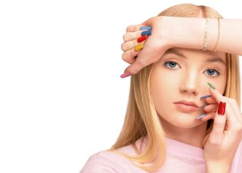 iPolish unveils press-on acrylic smart nails at CES 2026