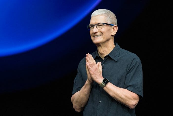 Apple unleashes AI wearables trio