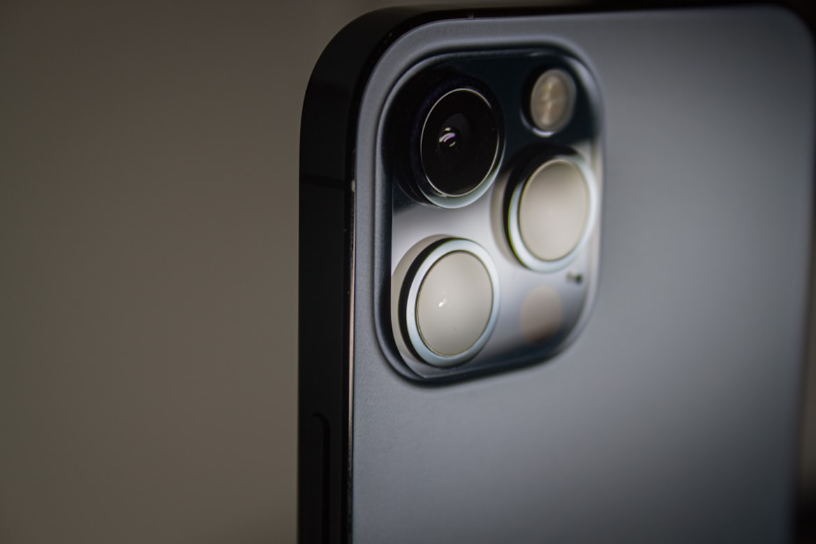 Apple tests 200MP sensor Impacts smartphone cameras