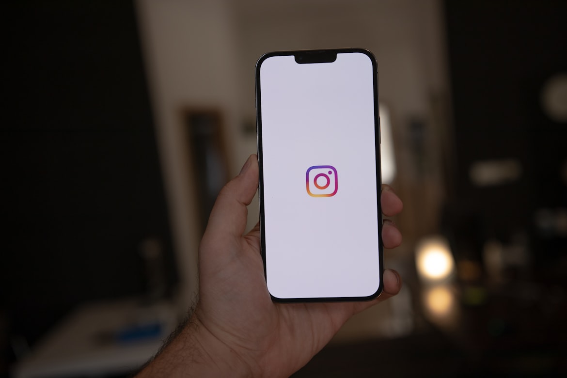 Meta to summarize product reviews with new generative AI feature