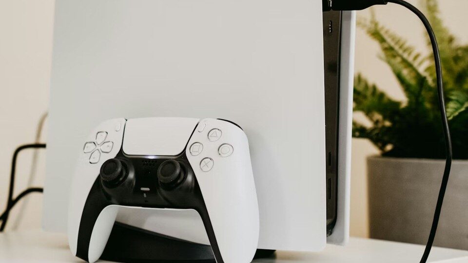 PS6 leak suggests Sony may drop built in disc support