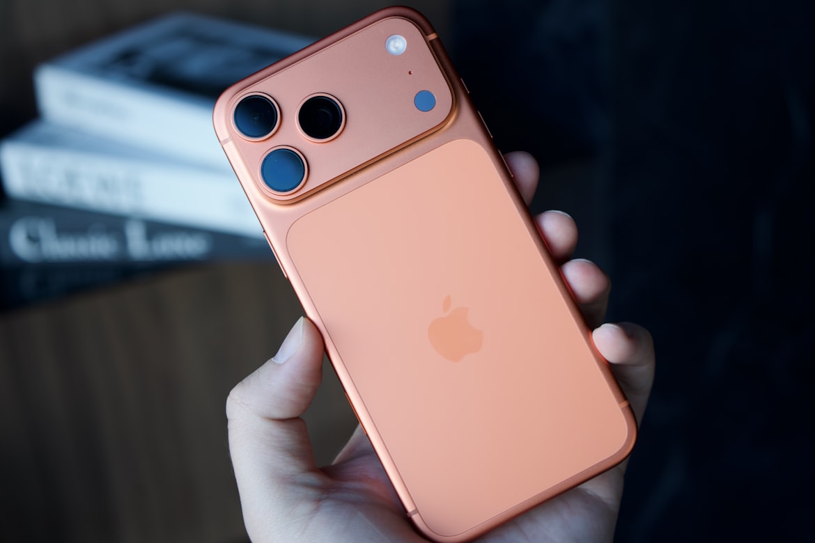 Apple will not offer a black option for iPhone 18 Pro models