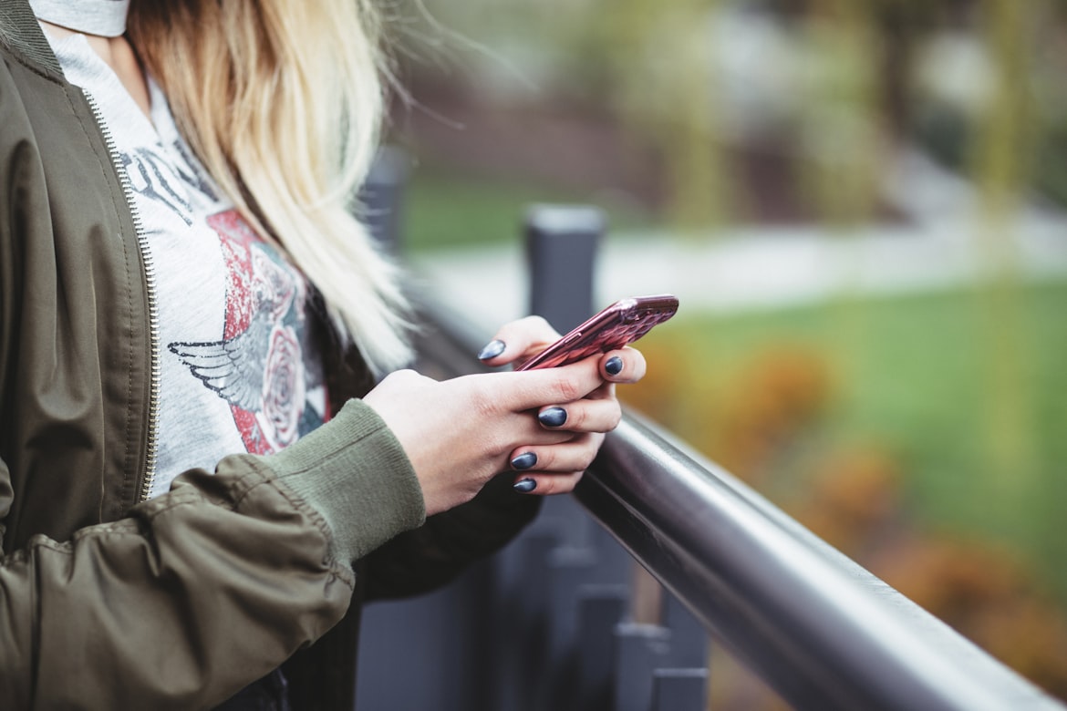 Samsung is ending its Messages app and pushing users to Google