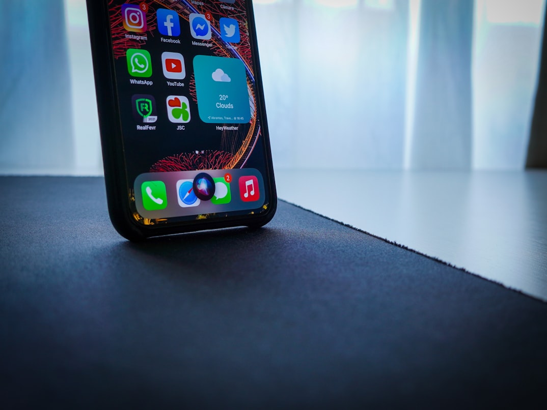 Apple to pay $250 million to settle lawsuit over delayed Siri upgrade