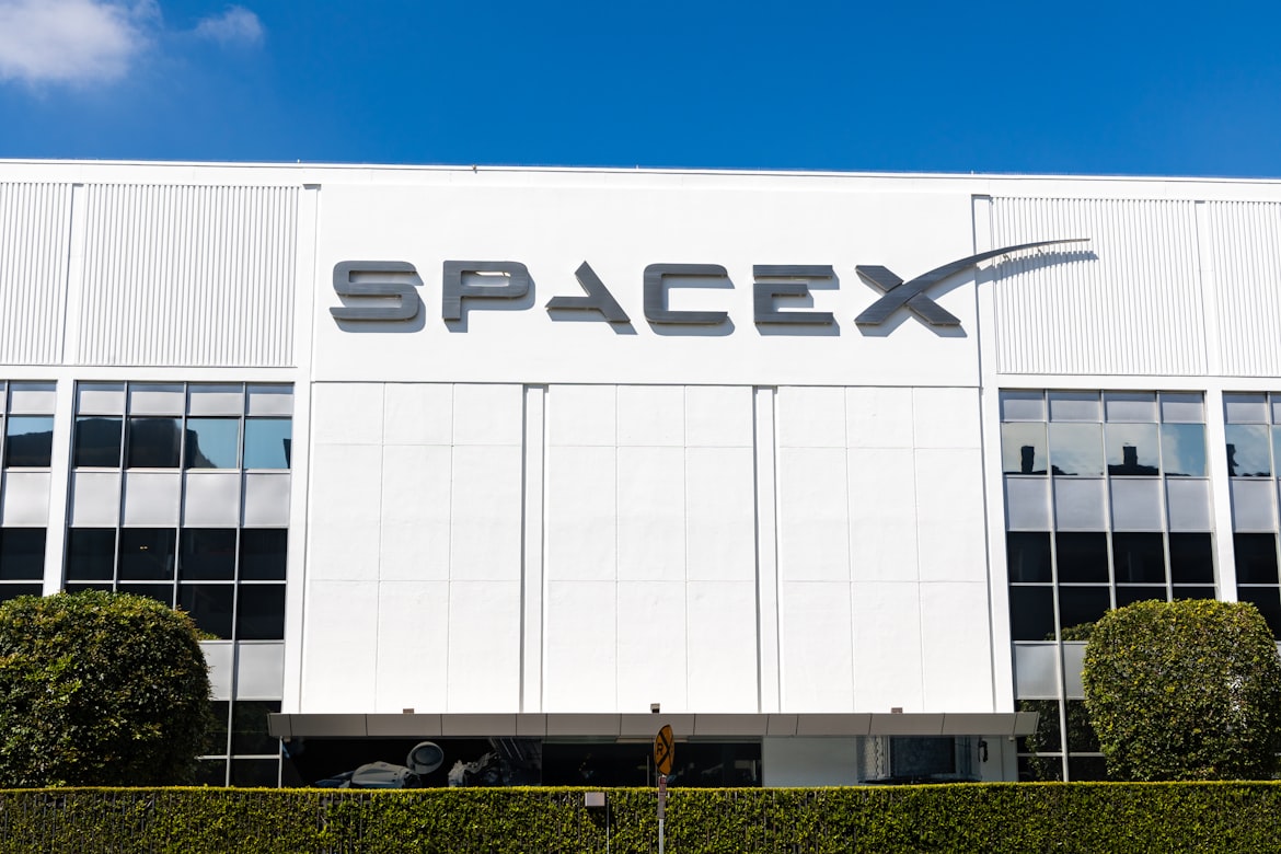 SpaceX targets June Nasdaq debut in blockbuster $75 billion IPO