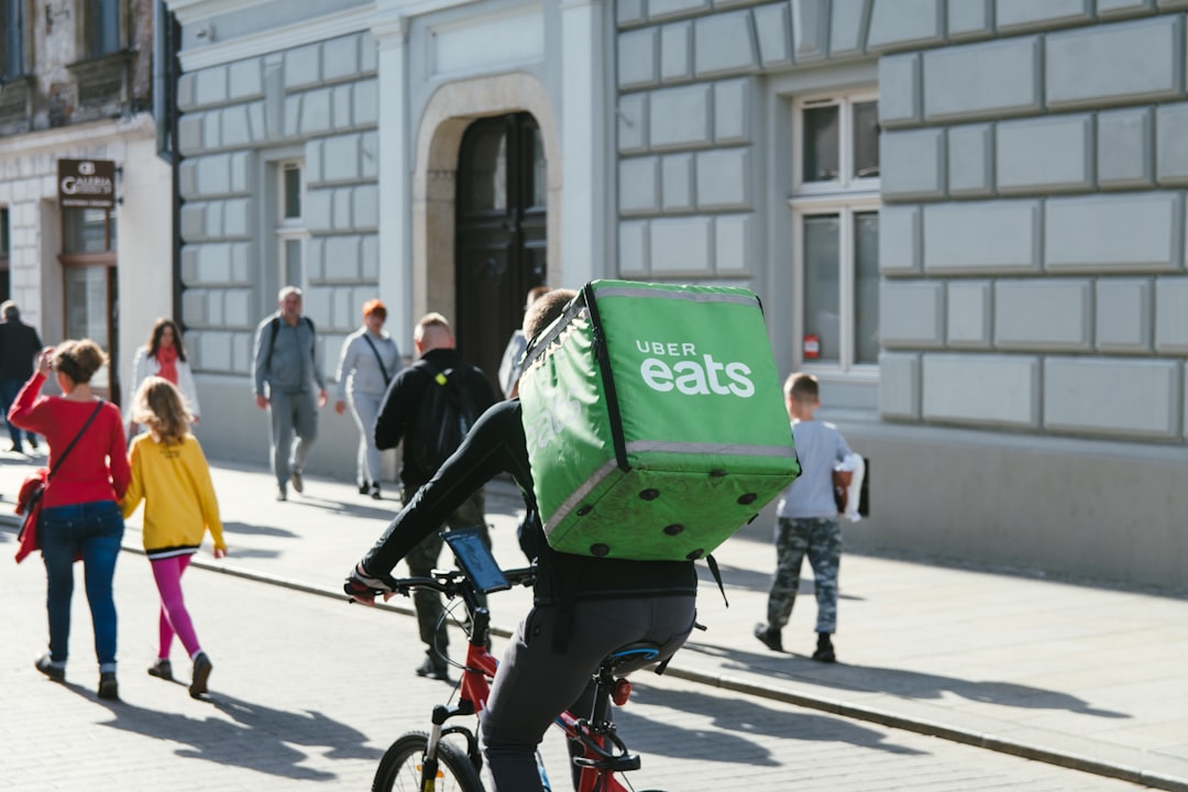 Uber interrompe a maioria dos planos de expansão europeus em meio à oferta do Delivery Hero Uber interrompe a maioria dos planos de expansão europeus em meio à oferta do Delivery Hero
